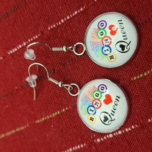 BINGO Queen Round Dangle Earrings silvertone NWT